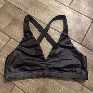 Victoria Sport Black Bralette size large